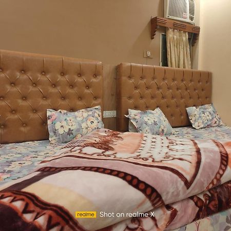 Hotel Pleasure Landmark Ujjain Zewnętrze zdjęcie