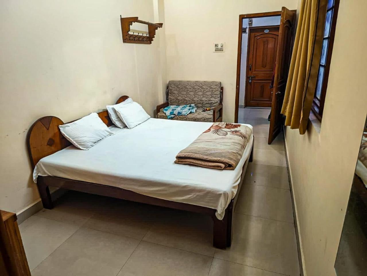 Hotel Pleasure Landmark Ujjain Zewnętrze zdjęcie
